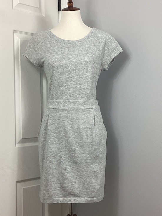 GAP Dresses & Skirts - GAP Grey Fleece Sweatshirt Dress